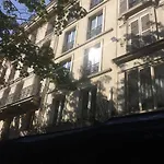 Appartement Clair Et Lumineux Au Centre De Paris